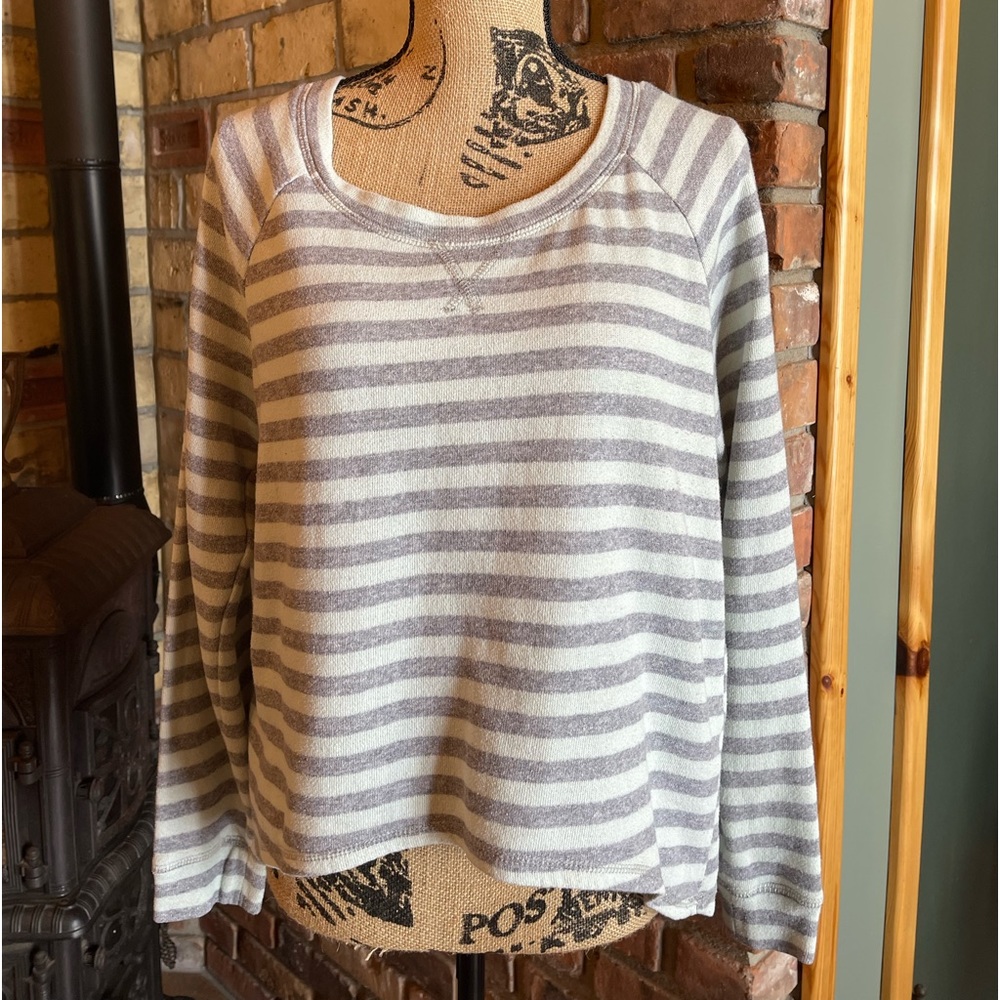 Soft jersey shirt.